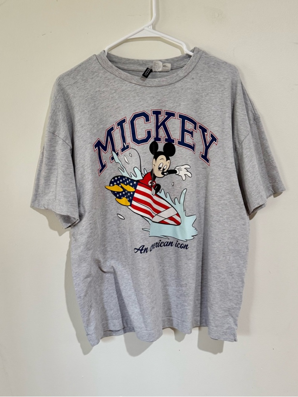 Mickey Grey Short Sleeve tee size Large Divided Brand